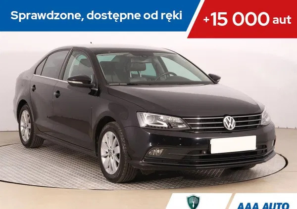 pomorskie Volkswagen Jetta cena 43000 przebieg: 178493, rok produkcji 2015 z Brzeg